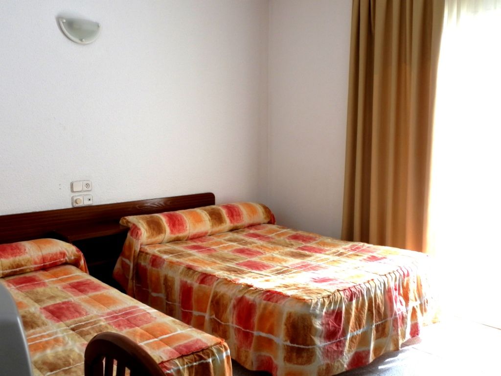 Hostal Bonavista Blanes Exterior photo
